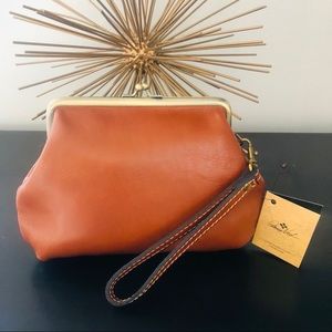 Patricia Nash Leather Kisslock Wristlet Wallet NWT